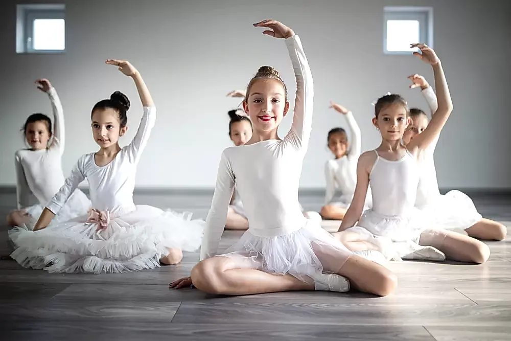 6-12 yaş seviyeli bale temel eğitimi