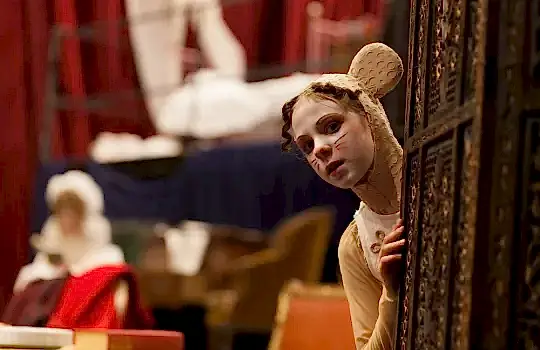 Ozel 13 14 Yas Yaratici Drama Kursu