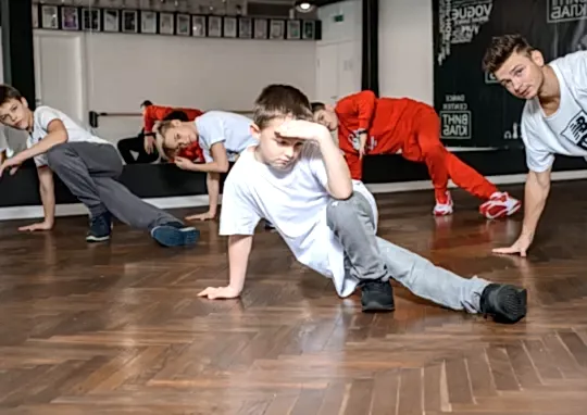 Cocuklar Icin Break Dance Kursu 1